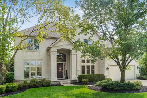 8010 Luckstone Dr, Dublin, OH 43017 photo 1