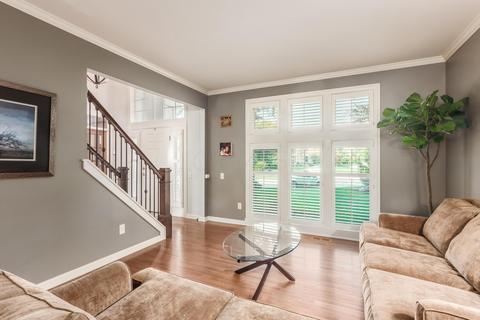 8010 Luckstone Dr, Dublin, OH 43017 photo 14