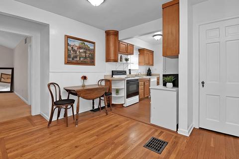 369 E Beechwold Blvd, Columbus, OH 43214 photo 4