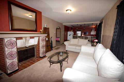 3046 Steele Ave, Columbus, OH 43204 photo 5