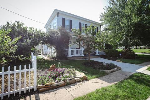 90 S Brown St, Lithopolis, OH 43136 photo 3