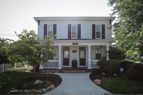 90 S Brown St, Lithopolis, OH 43136 photo 1