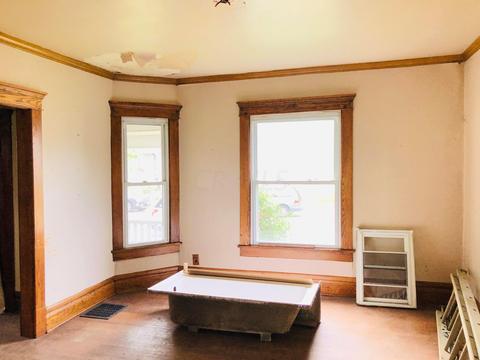 686 Maple Ave, Newark, OH 43055 photo 6