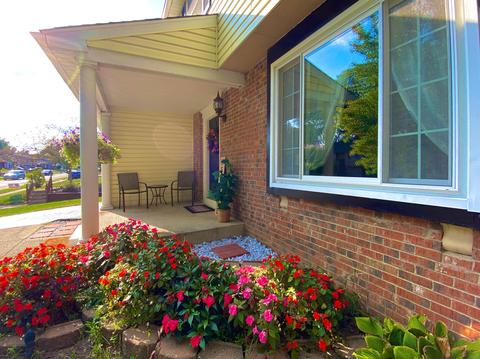 3834 Farm Brook Ln, Columbus, OH 43204 photo 3