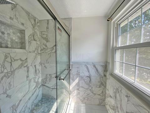 3834 Farm Brook Ln, Columbus, OH 43204 photo 28