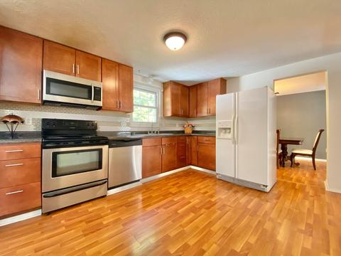 3834 Farm Brook Ln, Columbus, OH 43204 photo 14