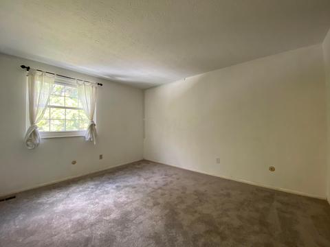3834 Farm Brook Ln, Columbus, OH 43204 photo 24