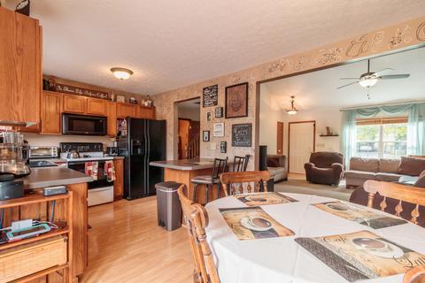 90 Brooksedge Dr E, Pataskala, OH 43062 photo 7