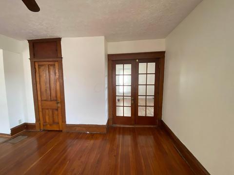 320 5th St, Lowell, OH 45744 photo 3