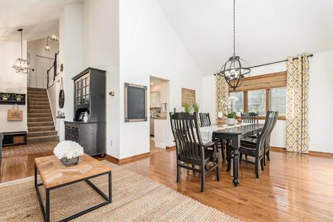 148 Squire Ln, Hebron, OH 43025 photo 6