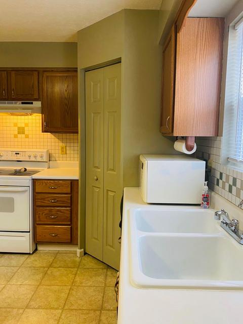 1027 Drayson Dr, Galloway, OH 43119 photo 12