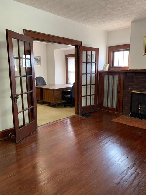 8 N Florence St, Springfield, OH 45503 photo 3
