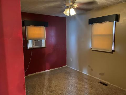 892 E Main St, Logan, OH 43138 photo 6