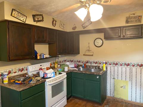 892 E Main St, Logan, OH 43138 photo 8