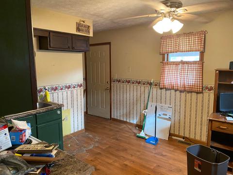 892 E Main St, Logan, OH 43138 photo 7