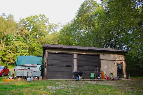 15700 Toad Run Rd, Rockbridge, OH 43149 photo 2