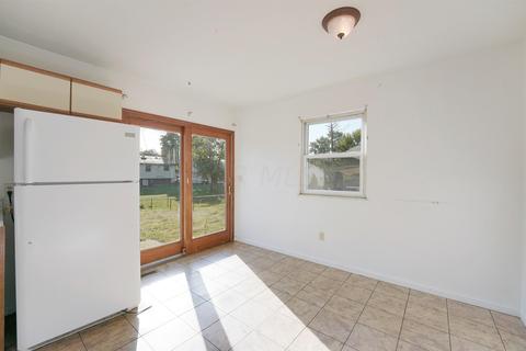 3826 Beechton Rd, Columbus, OH 43232 photo 11