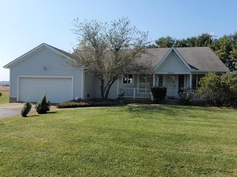 3975 Stringtown Rd NW, Lancaster, OH 43130 photo 2