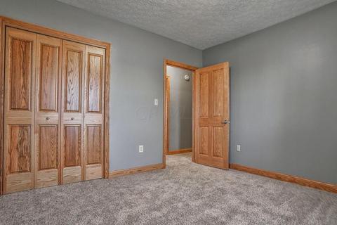 24250 Sisk Rd, Circleville, OH 43113 photo 12
