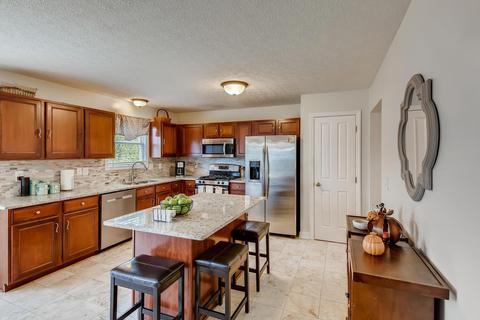 100 Cherry Tree Ct, Delaware, OH 43015 photo 4