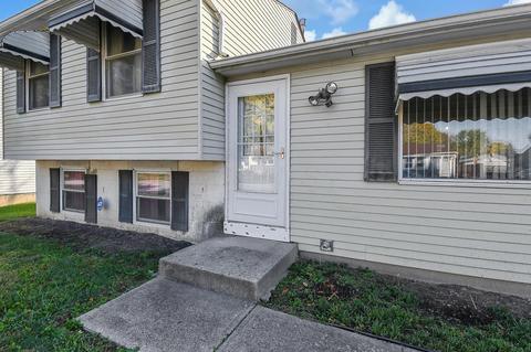4172 Commodore St, Columbus, OH 43224 photo 3