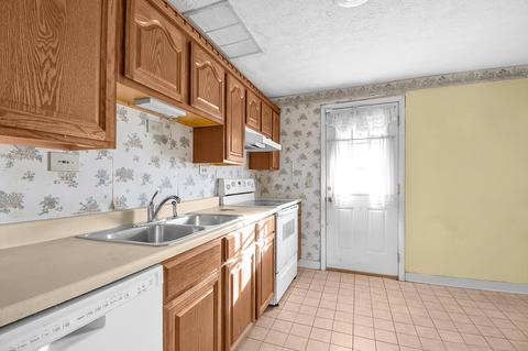4172 Commodore St, Columbus, OH 43224 photo 13