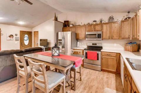 607 Daffodil Dr, Howard, OH 43028 photo 5