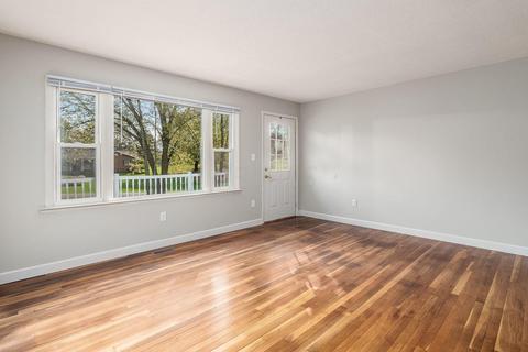 20449 Sharon Dr, Circleville, OH 43113 photo 6