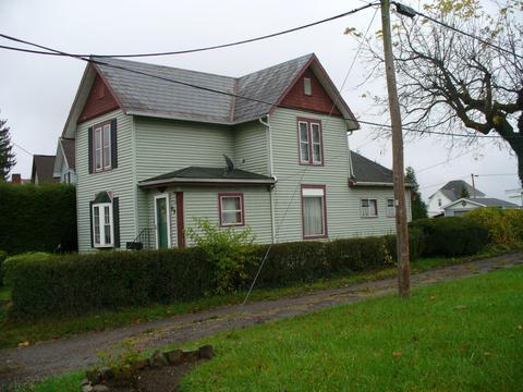 99 E Stevens St, Newark, OH 43055 photo 2