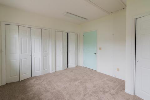 5720 Springfield Xenia Rd, Springfield, OH 45502 photo 32