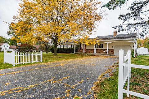 5720 Springfield Xenia Rd, Springfield, OH 45502 photo 1
