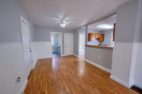 328 Walnut St, Circleville, OH 43113 photo 10