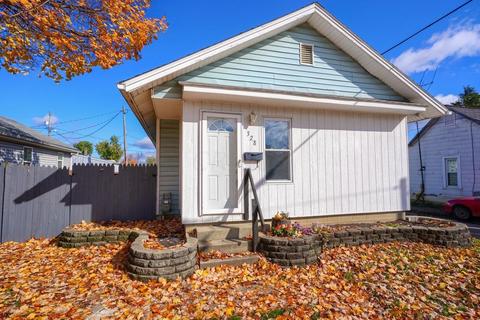 328 Walnut St, Circleville, OH 43113 photo 1