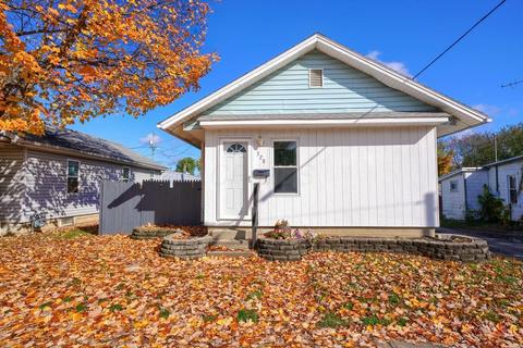 328 Walnut St, Circleville, OH 43113 photo 2