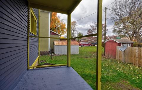 370 E Main St, Logan, OH 43138 photo 5