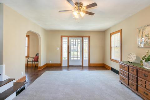 104 E 3rd St, Springfield, OH 45504 photo 16