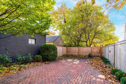 281 E Sycamore St, Columbus, OH 43206 photo 30