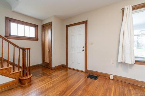 825 E 5th Ave, Columbus, OH 43201 photo 9