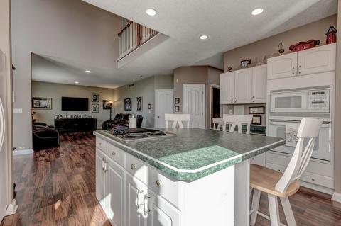 241 Waters Edge Dr, Hebron, OH 43025 photo 10
