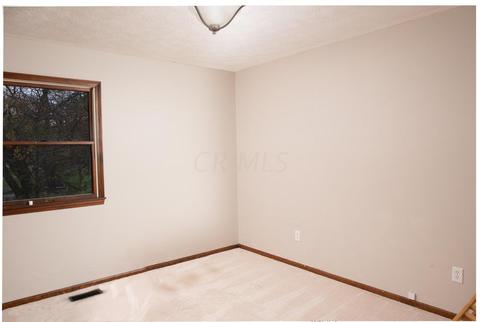129 Rustic Drive Dr, Circleville, OH 43113 photo 5