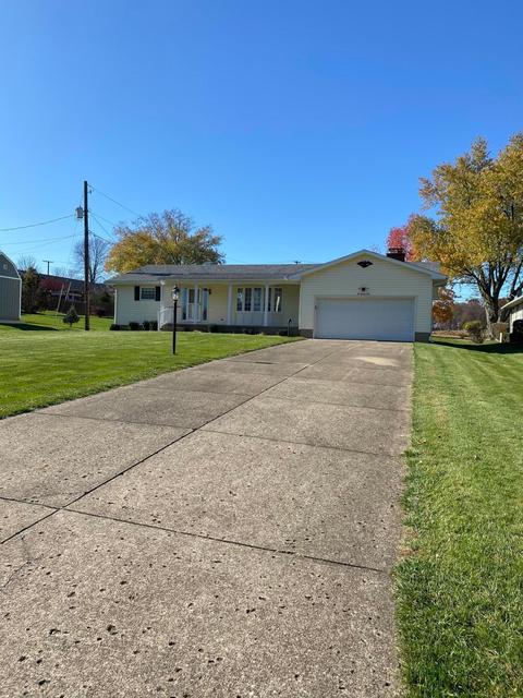 229 Marvel Dr, Lancaster, OH 43130 photo 2