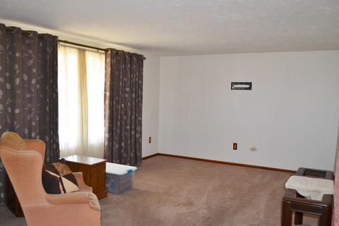 1249 Holly Dr, Springfield, OH 45504 photo 5