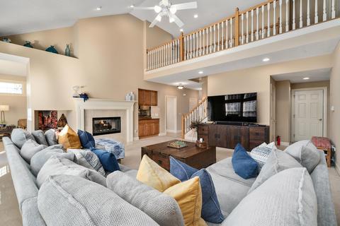8099 Summerhouse Dr E, Dublin, OH 43016 photo 33