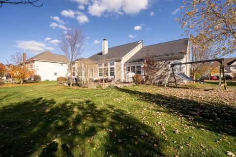 8099 Summerhouse Dr E, Dublin, OH 43016 photo 11