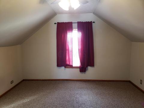 126 Hayward Ave, Circleville, OH 43113 photo 8