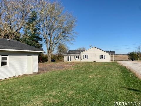 8073 Stout Rd, Circleville, OH 43113 photo 10