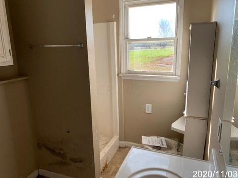 8073 Stout Rd, Circleville, OH 43113 photo 21