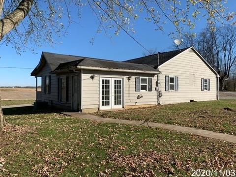 8073 Stout Rd, Circleville, OH 43113 photo 5