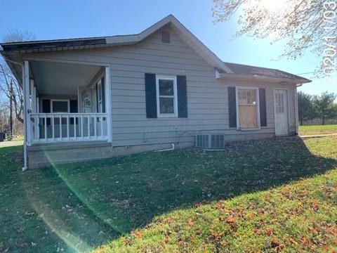 8073 Stout Rd, Circleville, OH 43113 photo 4