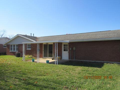 2000 Chippewa Dr, Circleville, OH 43113 photo 3